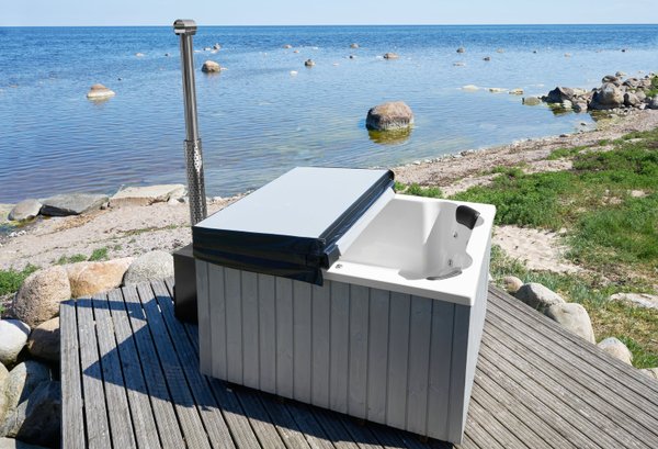 Badezuber mit GFK Einsatz - Set Angebot 2 x 1,7 m mit Außenofen Edelstahl 35 kW